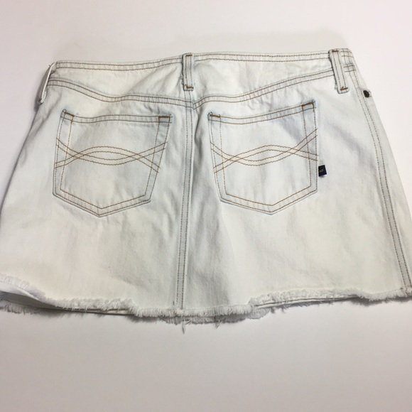 Vintage Coachella Abercrombie and Fitch mini Jean skirt size 2 mod retro - Picture 4 of 7